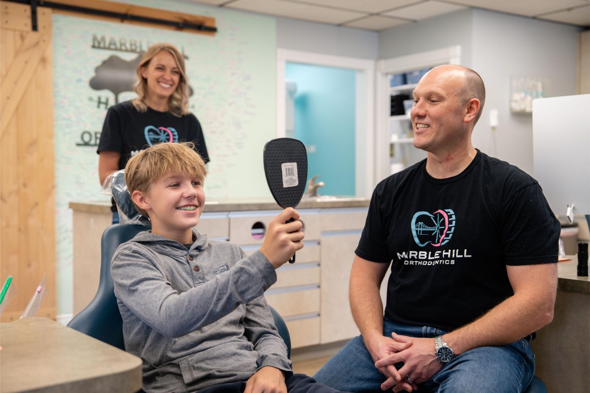 kid smiling with braces